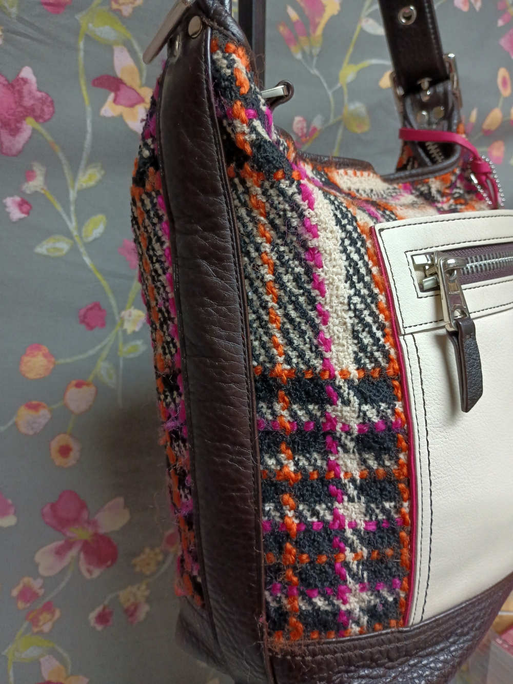 COACH Legacy Duffle Plaid Wool & Leather Hobo Bag 21146 - Picture 6 of 12